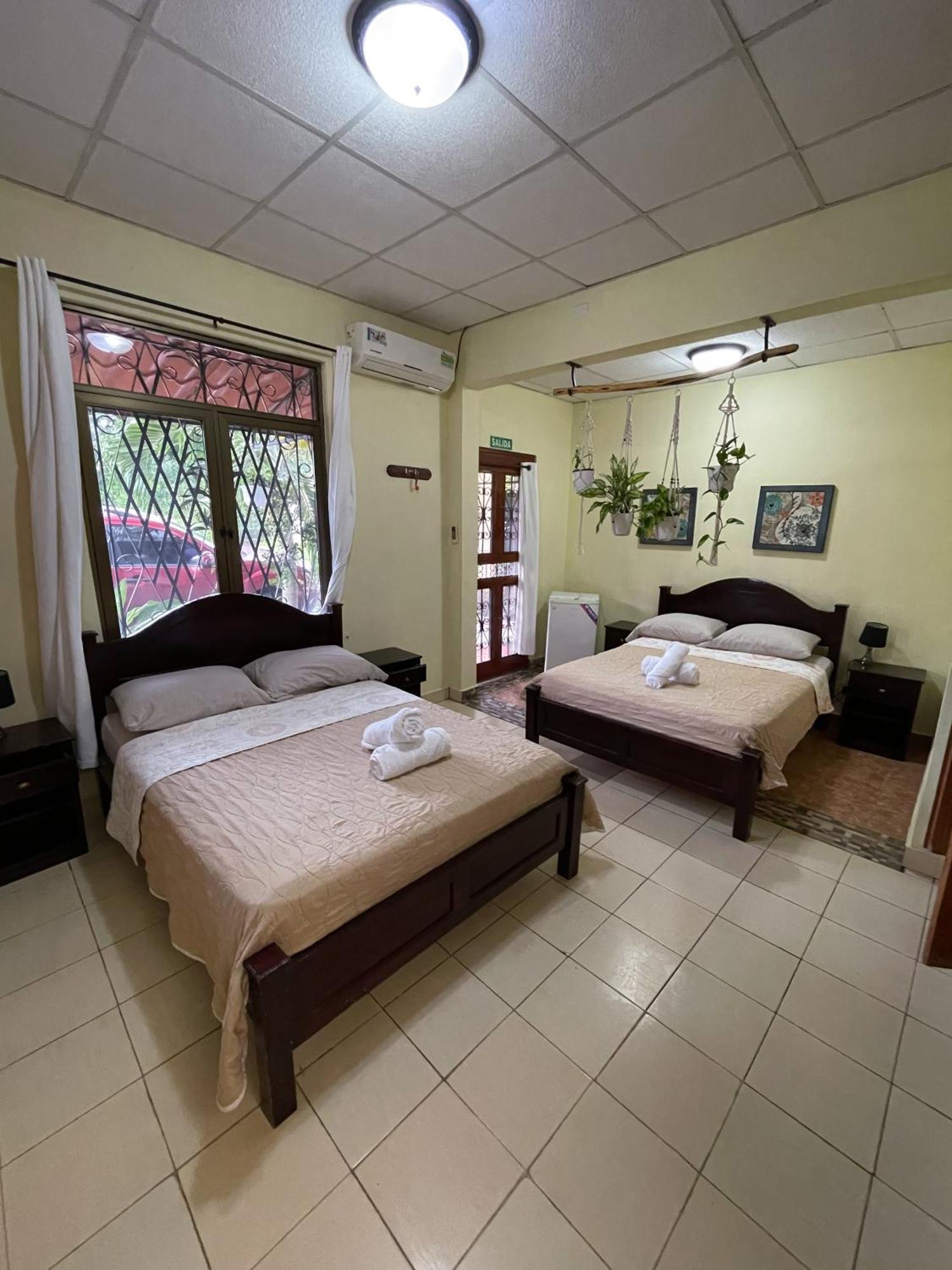 Hostel Kimmell / Hostal Familiar La Casita De Los Kimmell Las Tablas Ngoại thất bức ảnh